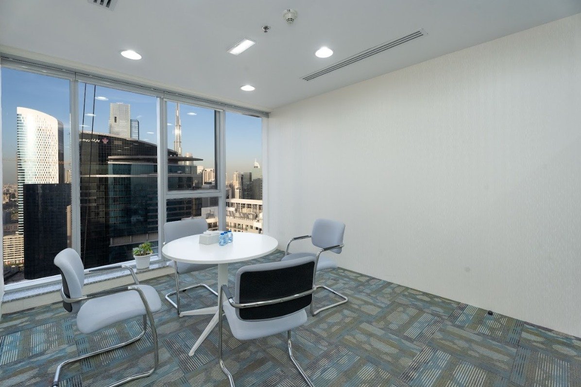 Black Swan workspace - Image 3