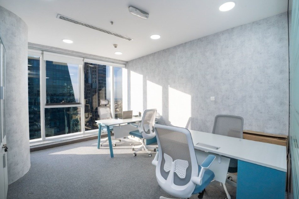 Black Swan workspace - Image 7